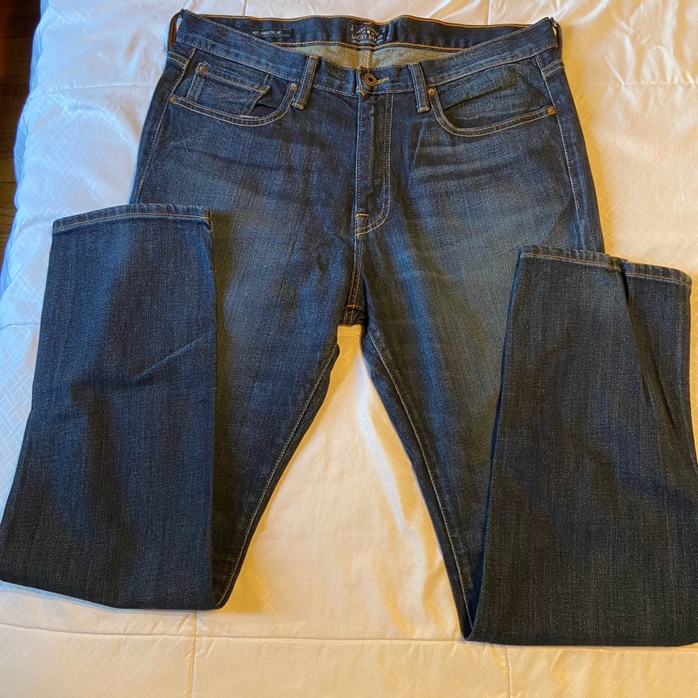 Lucky Brand Blue Straight Jeans 410 Athletic Fit size 34/32